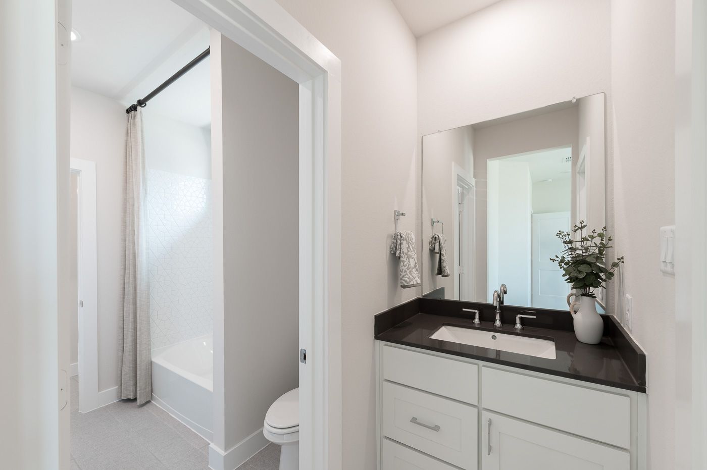 Bogata Plan | Representative Only | Bath 3