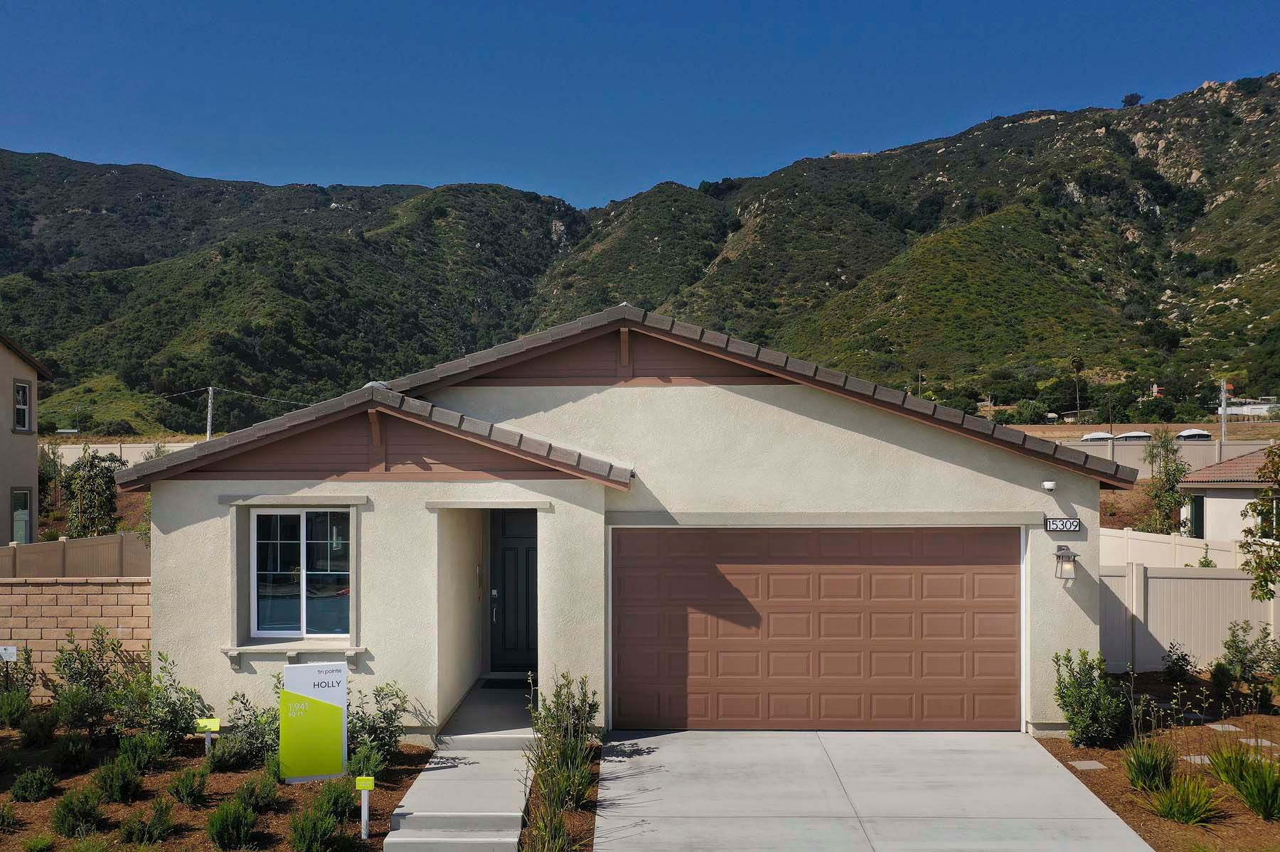 Holly Plan 3 | Front Exterior