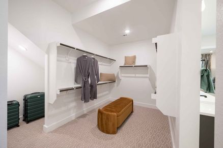 Barnhart Plan | Elevation E | Primary Walk-In Closet