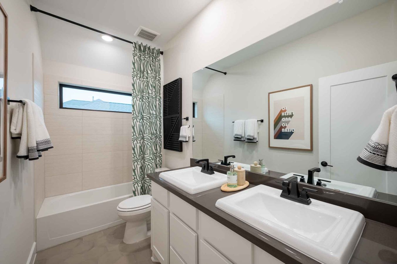 Barnhart Plan | Elevation E | Secondary Bath