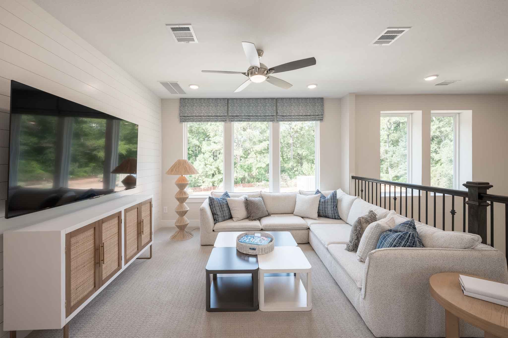 Longspur Model | Loft