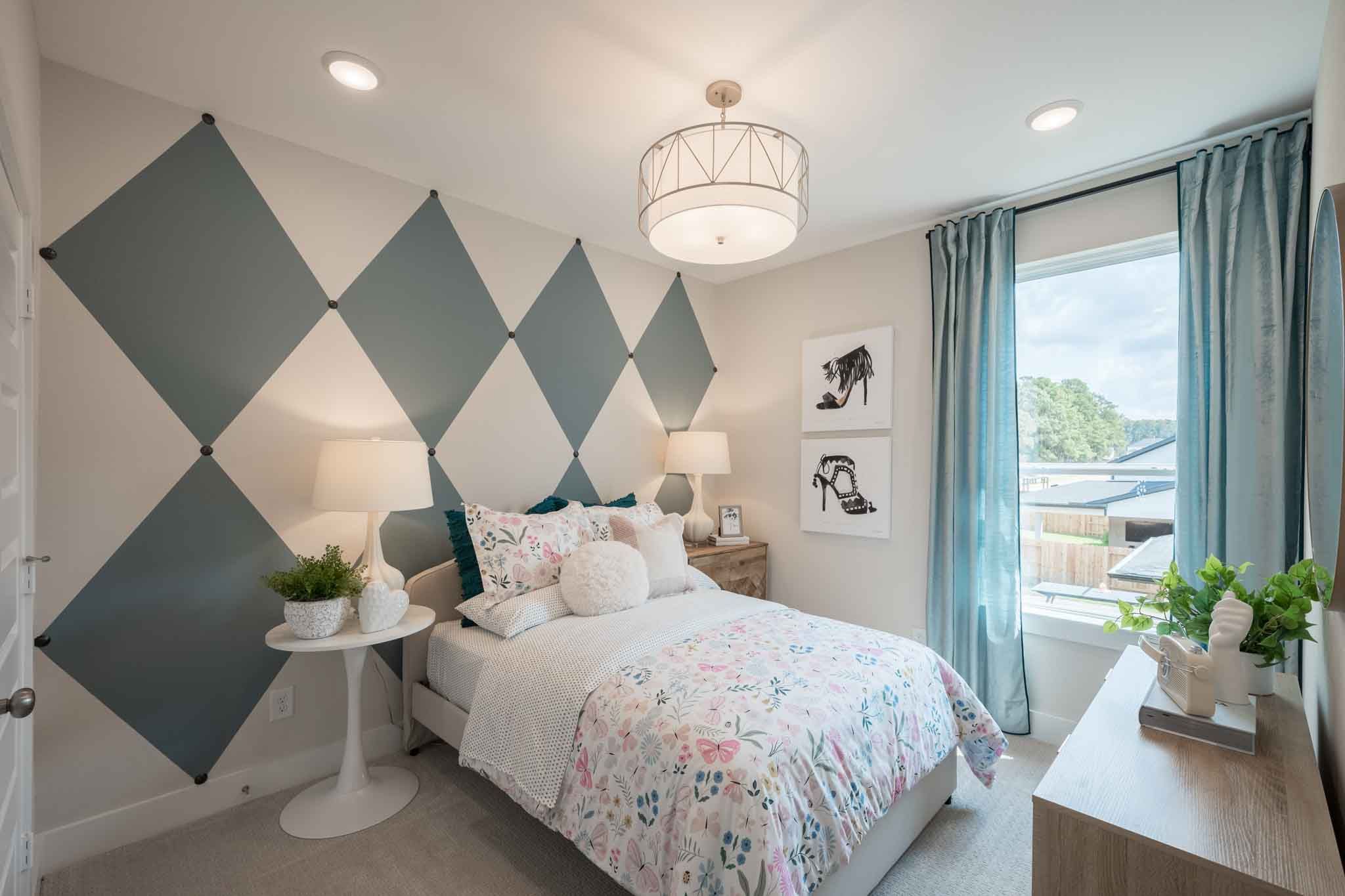 Longspur Model | Secondary Bed