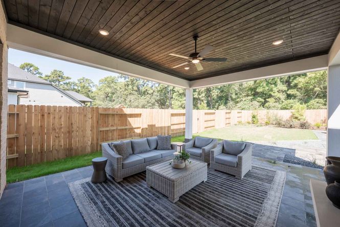 Barnhart Model | Covered Outdoor Living