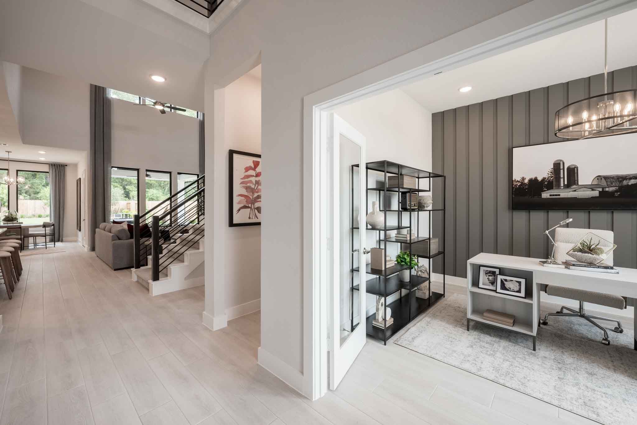 Martin Model | Foyer & Home Office