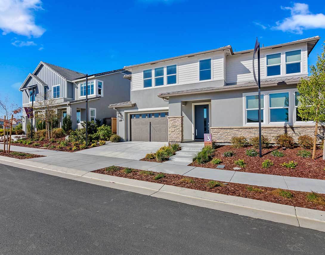 2441 Cinnabar Drive. Fairfield, CA 94533