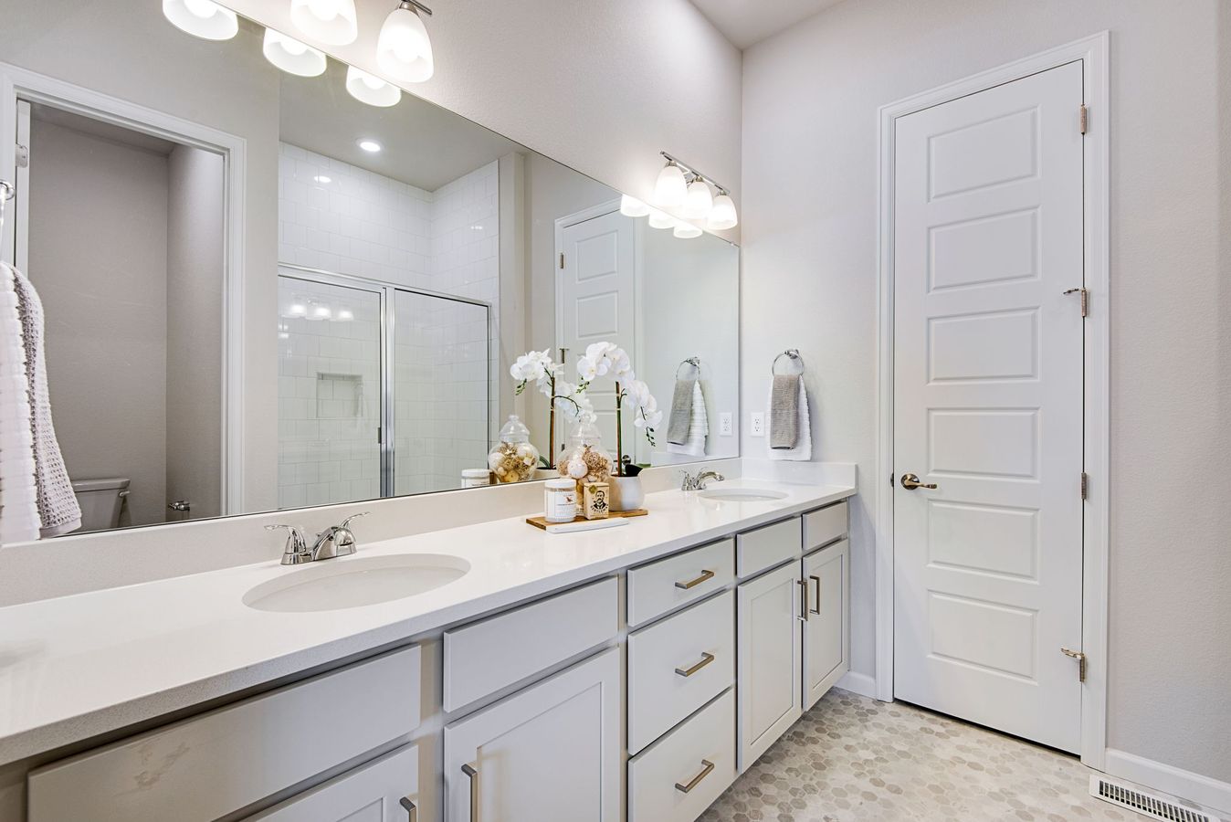 Luxurious bathrooms, so you can treat every day like a spa day