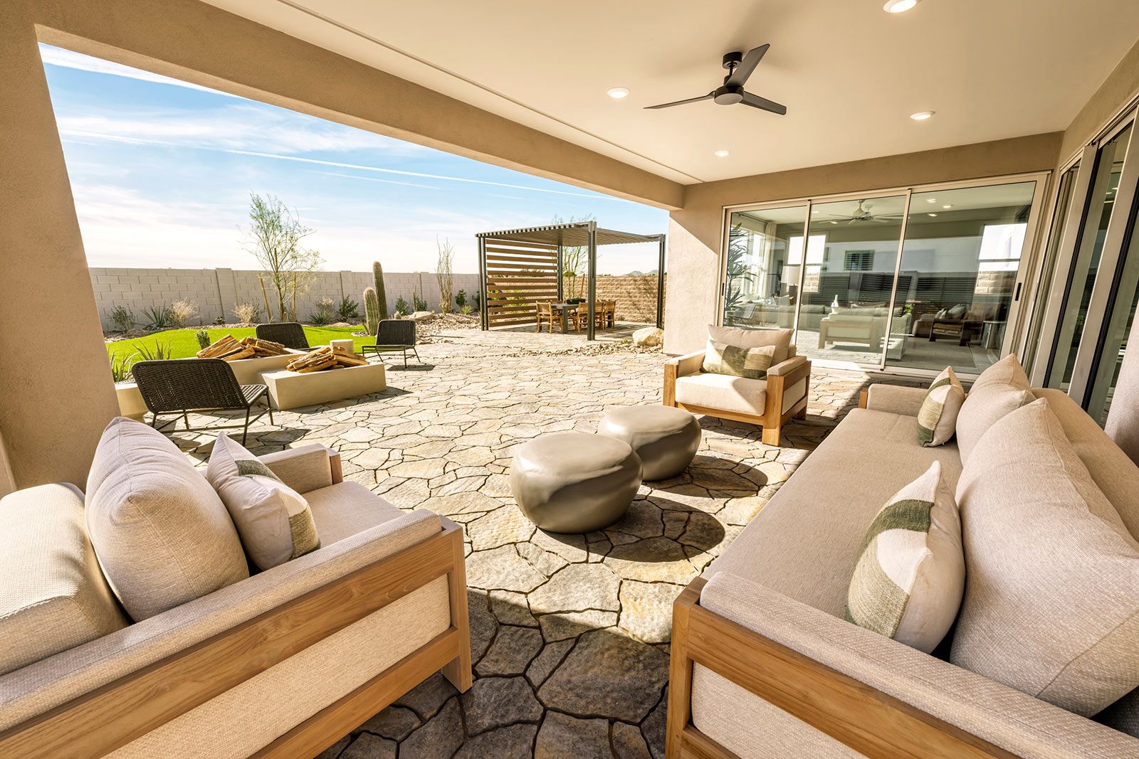 Sycamore Model | Backyard