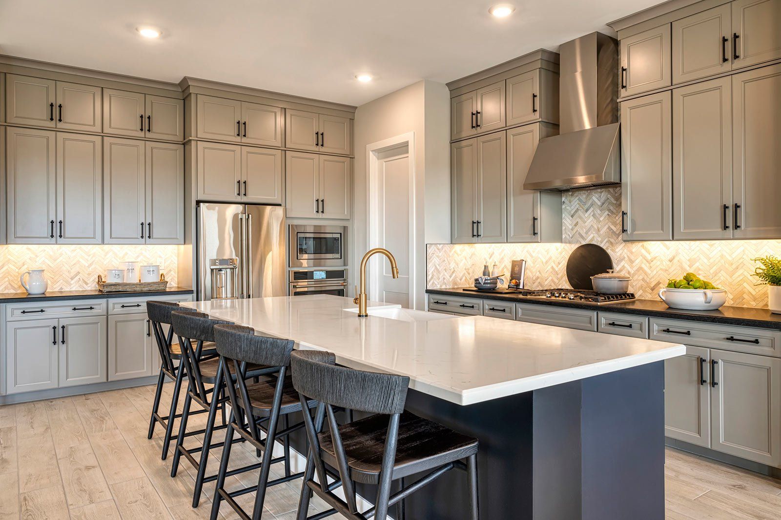 Aspen Model | Kitchen