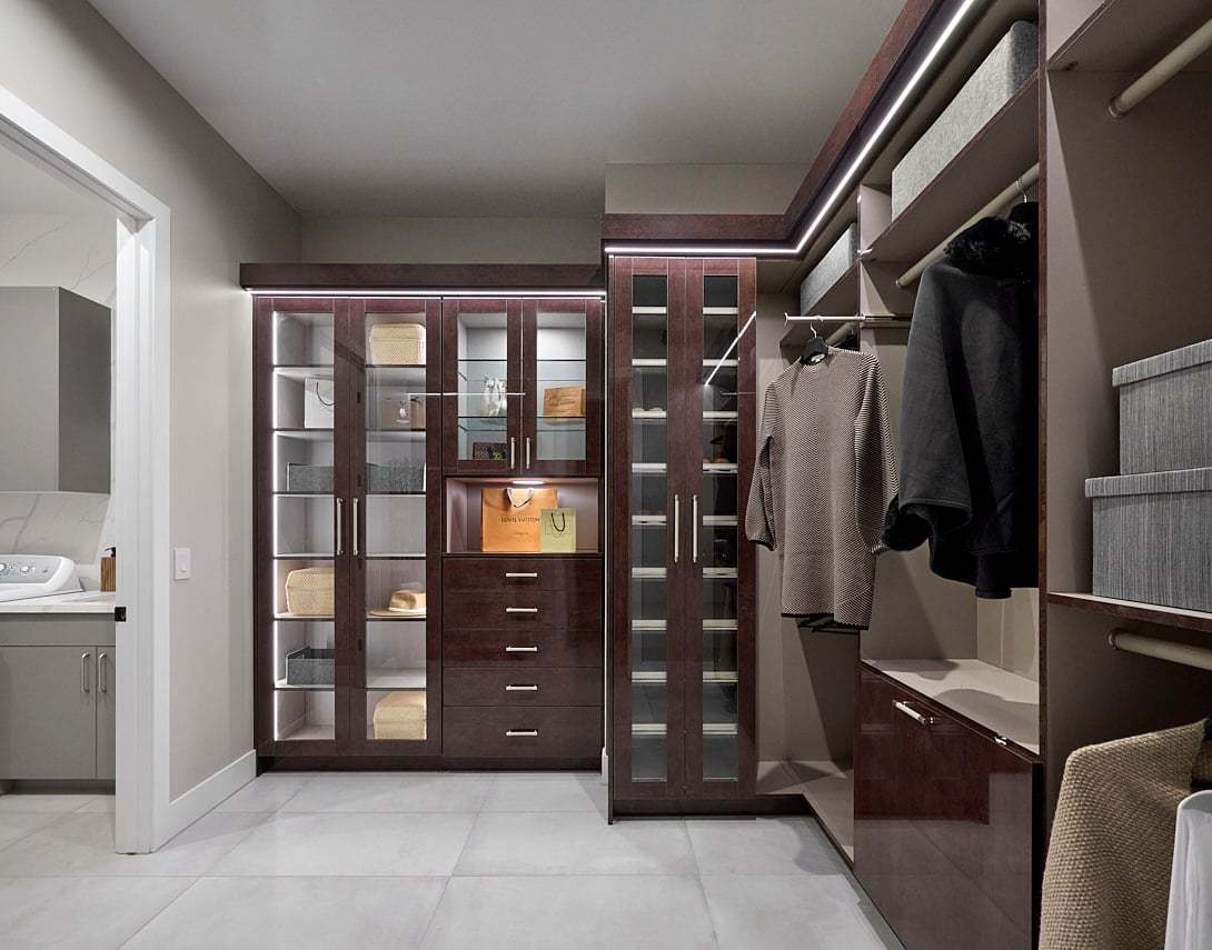 Residence 5 | Primary Closet