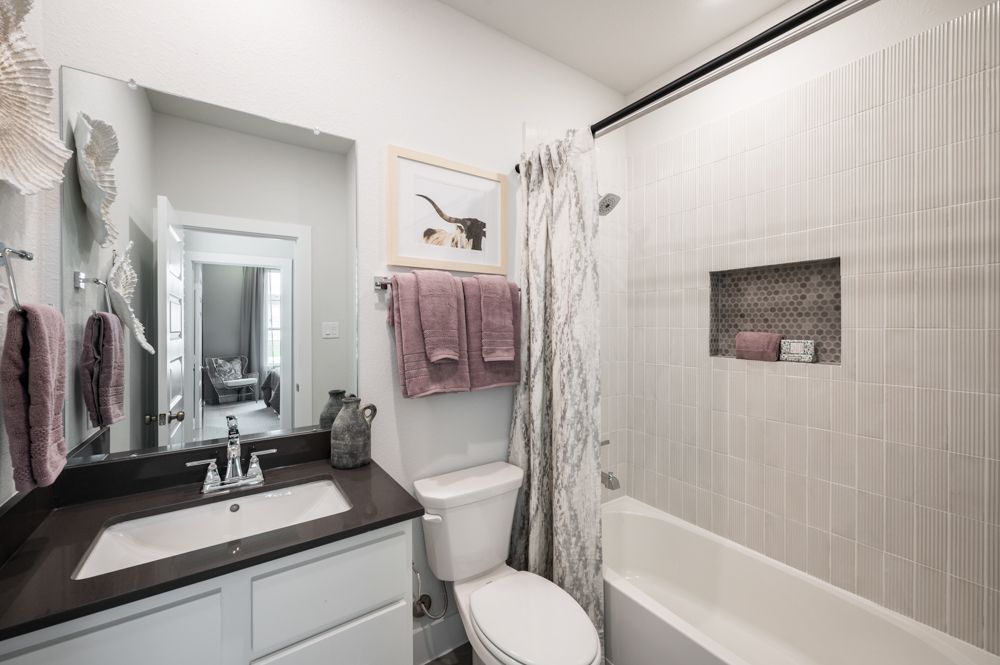 Whimbrel Model | Secondary Bath