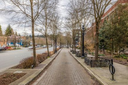 Just 2 Blocks from Arborstone