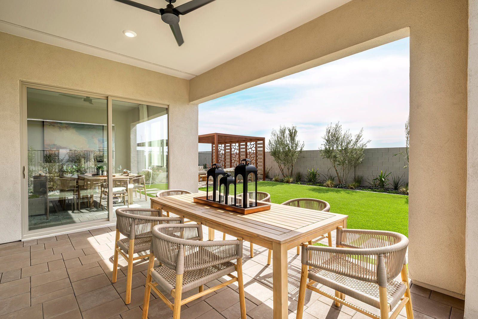 Elden Model | Backyard