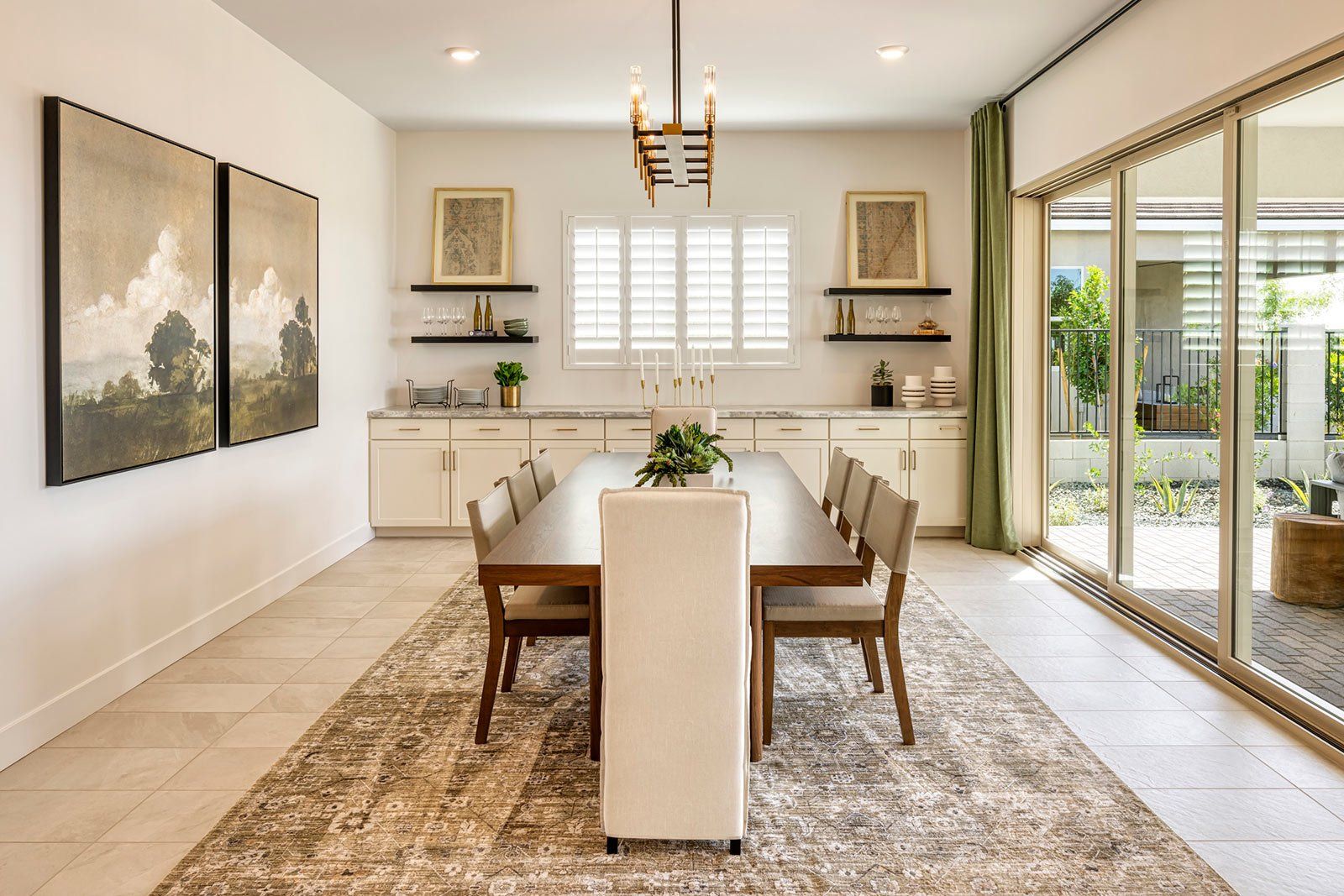 Ventana Model | Dining