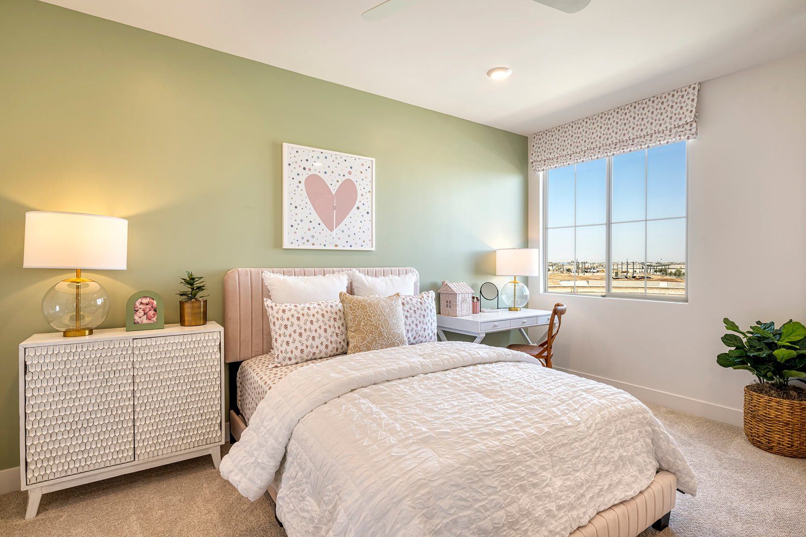 Ventana Model | Bedroom