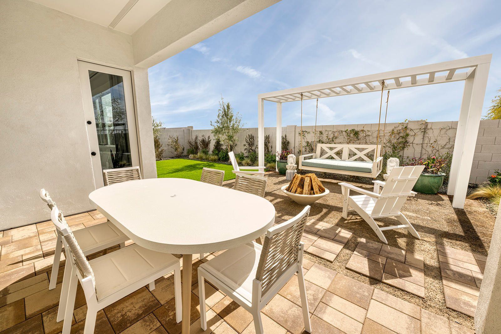 Artesa Model | Backyard