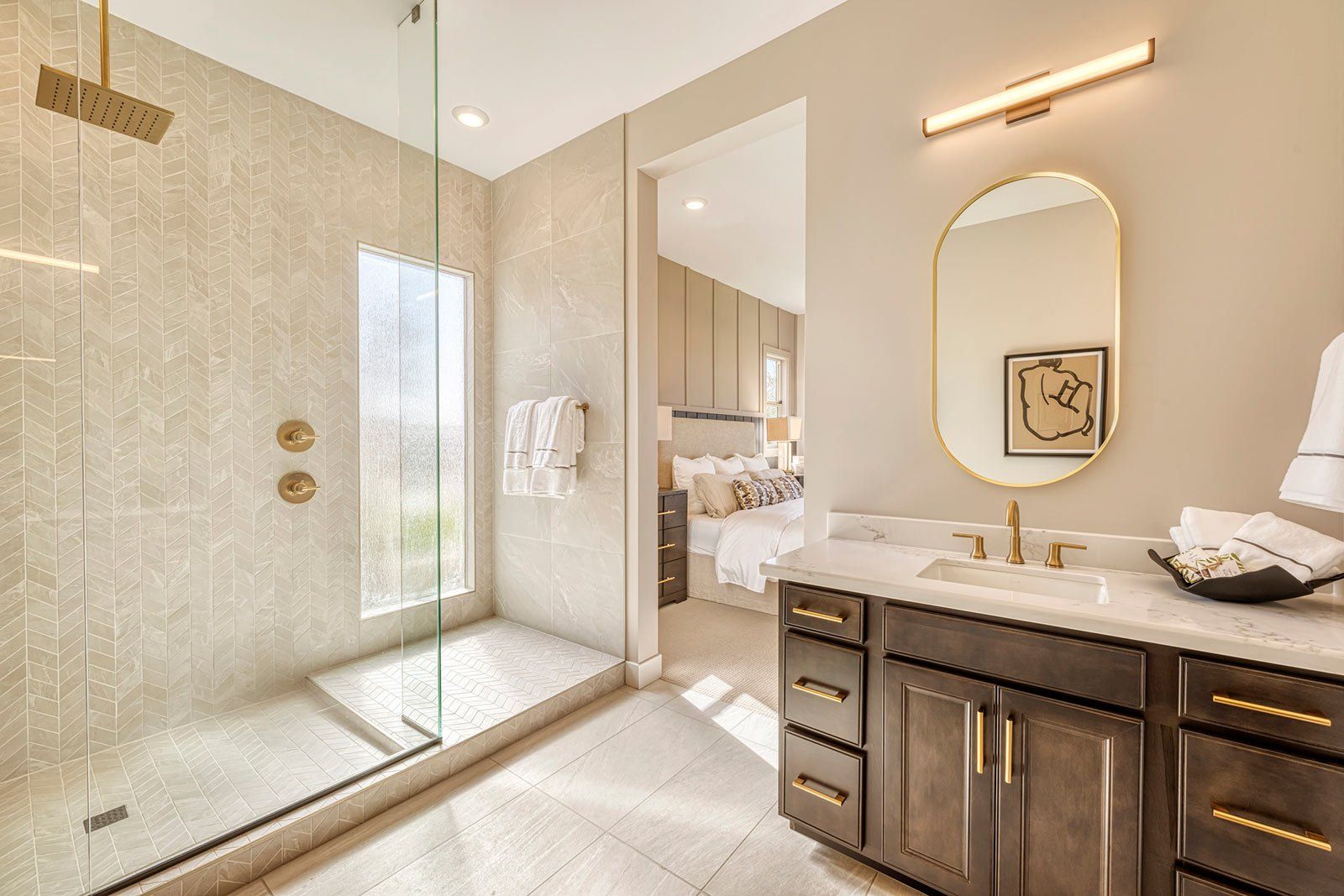 Violet Model | Primary Bathroom