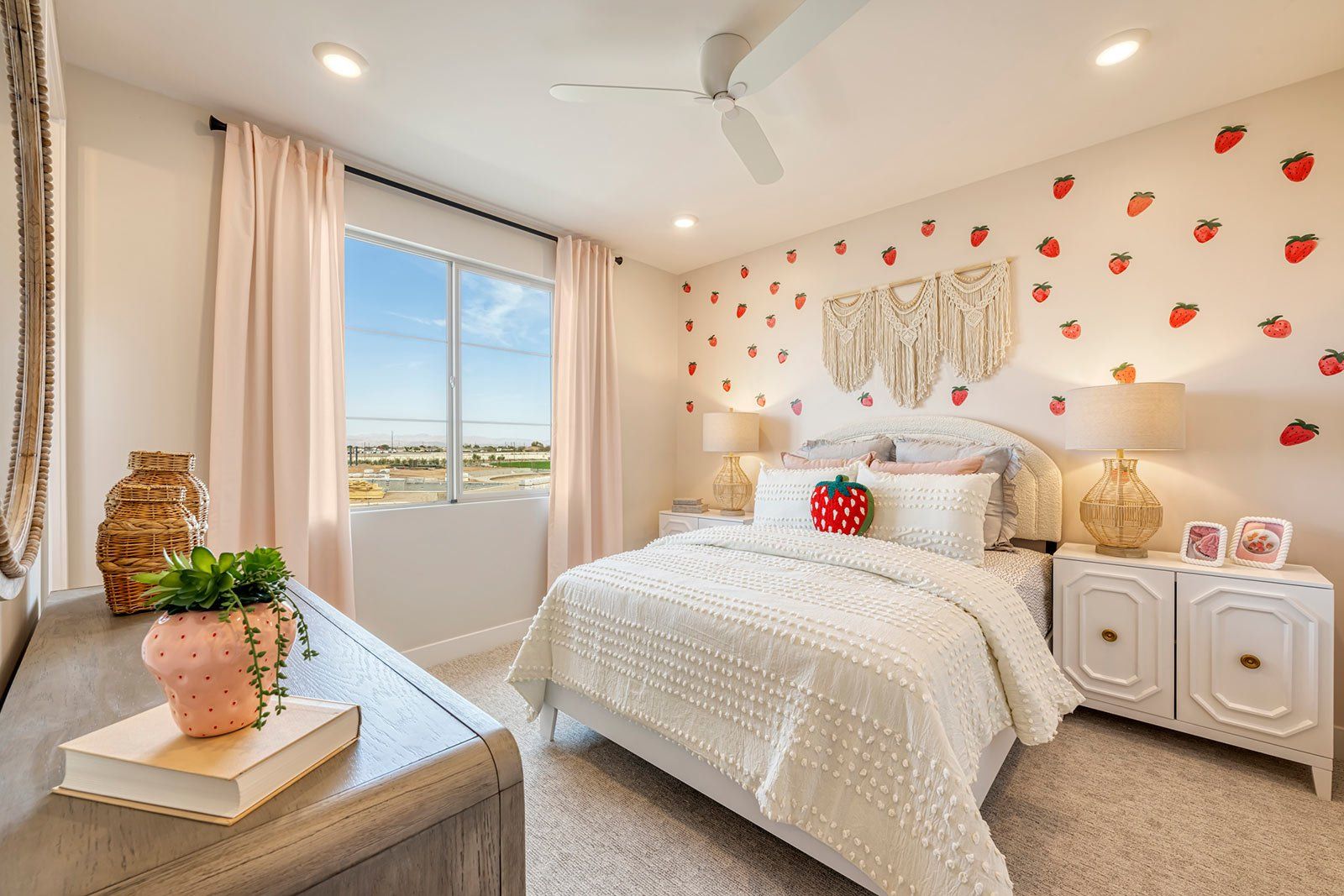 Safflower Model | Bedroom