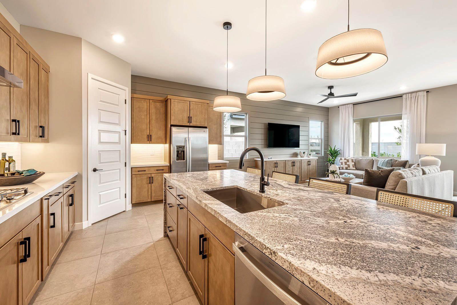 Juniper Model | Kitchen