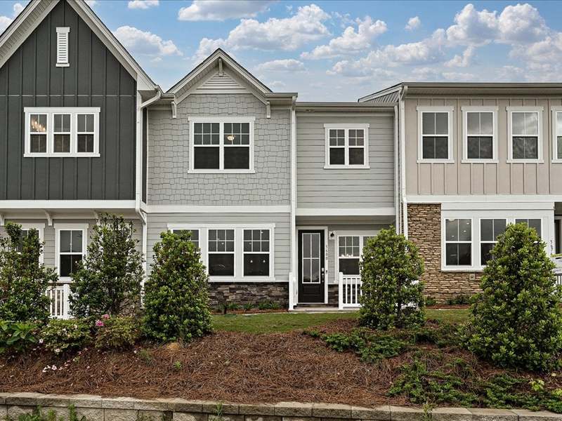 5680 Clear Creek Ln. Charlotte, NC 28215