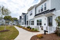 Trellis at The Commons por Tri Pointe Homes en Charlotte North Carolina
