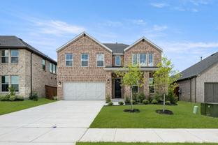 Lillian - Discovery Collection at BridgeWater: Midlothian, Texas - Tri Pointe Homes
