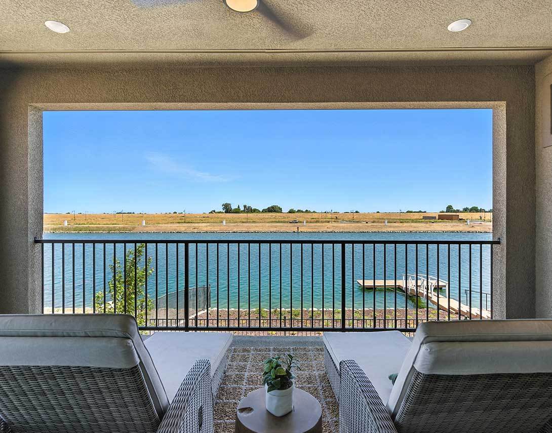 Primary Suite - Deck