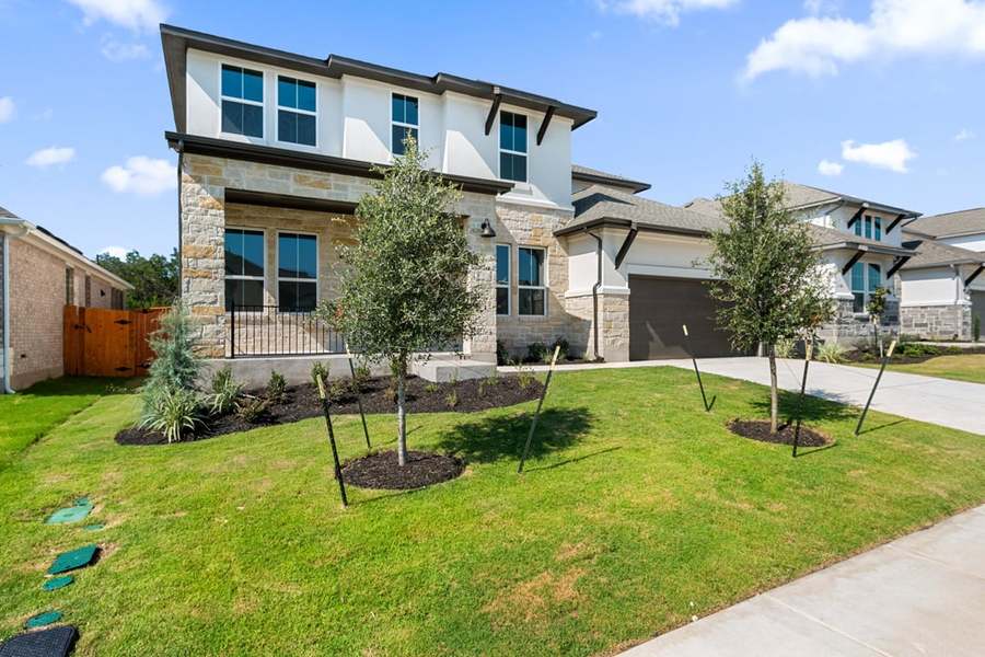 205 Smoke Signal Court (Davenport)