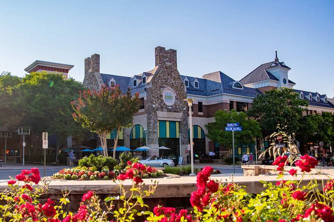 Brambleton Town Center is a Lively Town Center of Food, Fun, and Connections