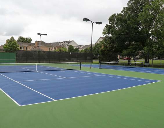 Brambleton Offers Multiple Basketball, Tennis, and Volleyball Courts