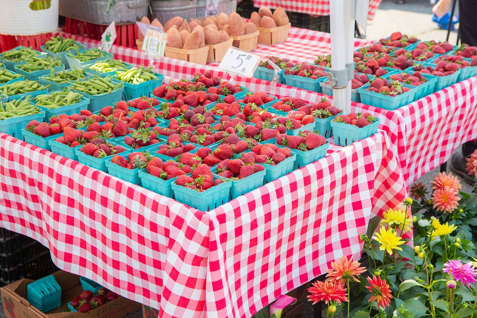 Eat LoCo Farmers & Artisan Markets