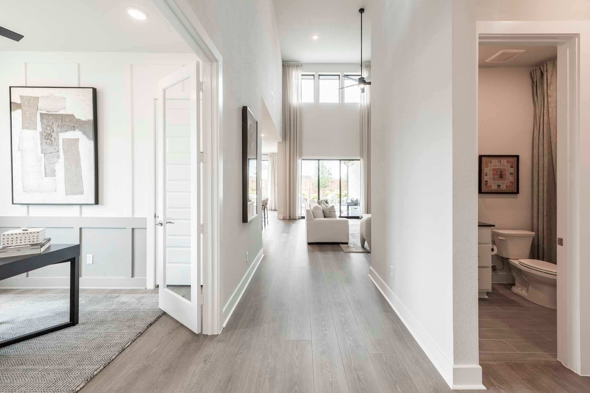 Representative Only | Goldeneye Model