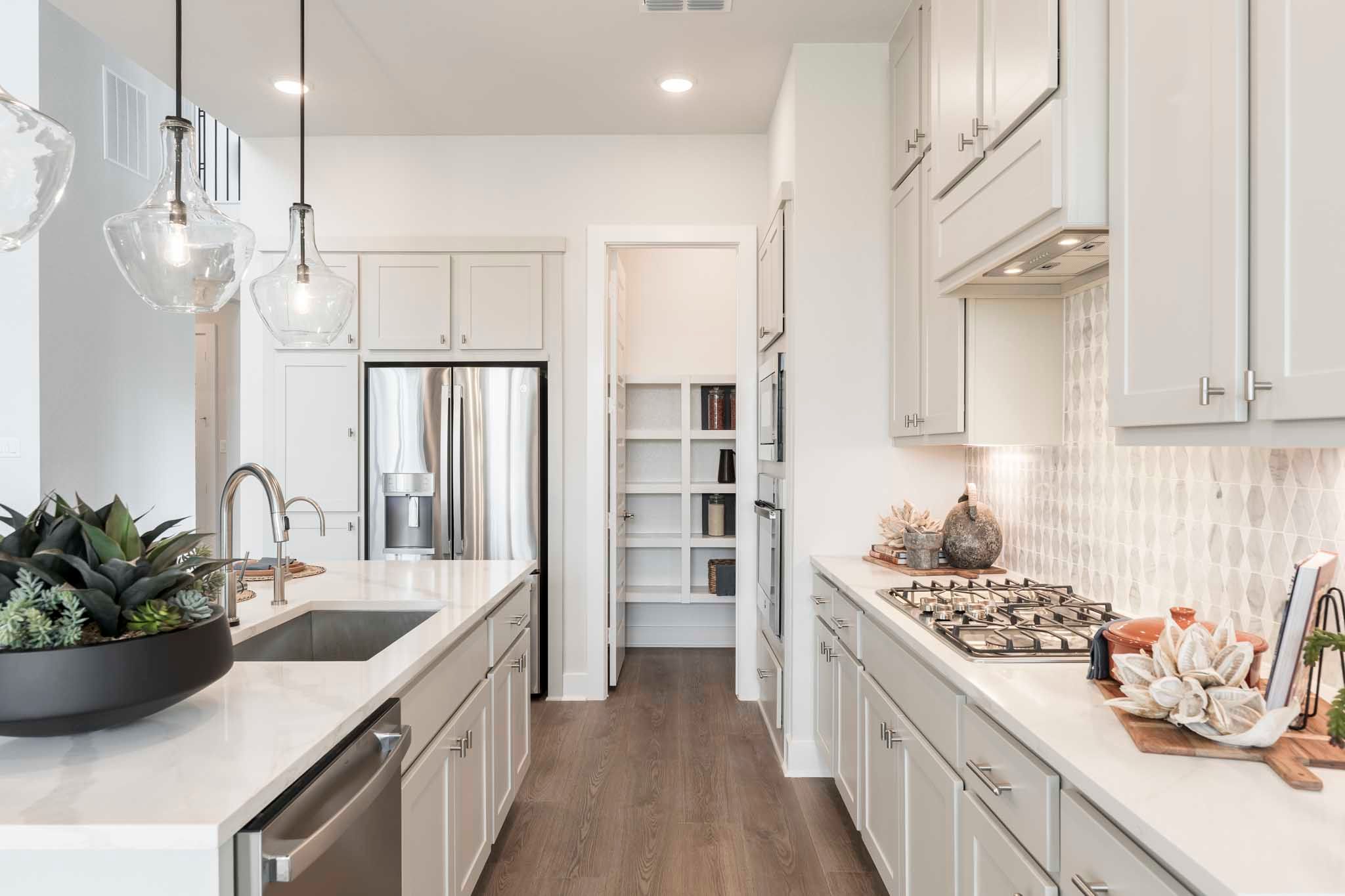 Representative Only | Goldeneye Model