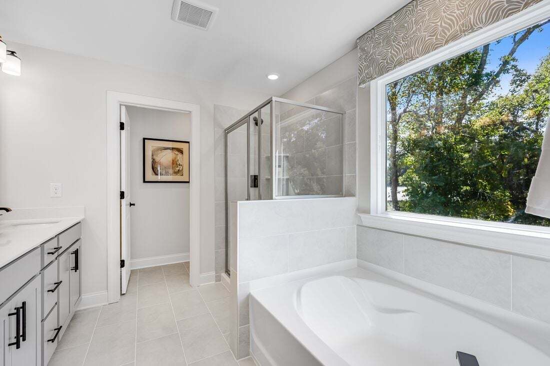 hj-nc-raleigh-eagle-trace-ashford-lot-3-bathr...