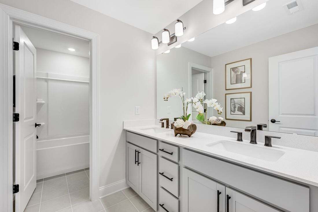 hj-nc-raleigh-eagle-trace-ashford-lot-3-bathr...