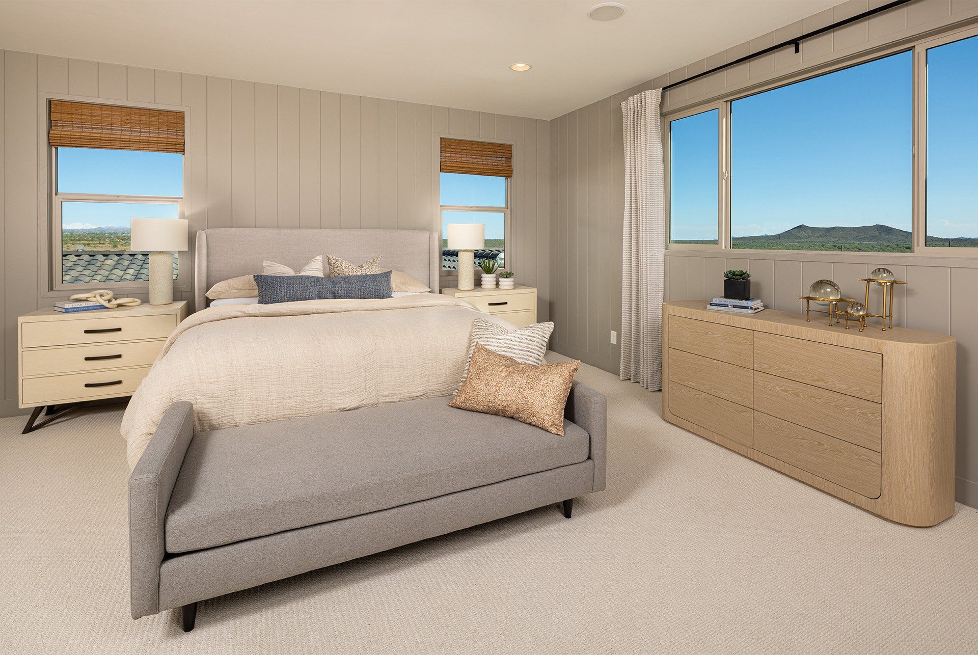 Verdin DiscoveryAzelia Primary Bed 1920x1286