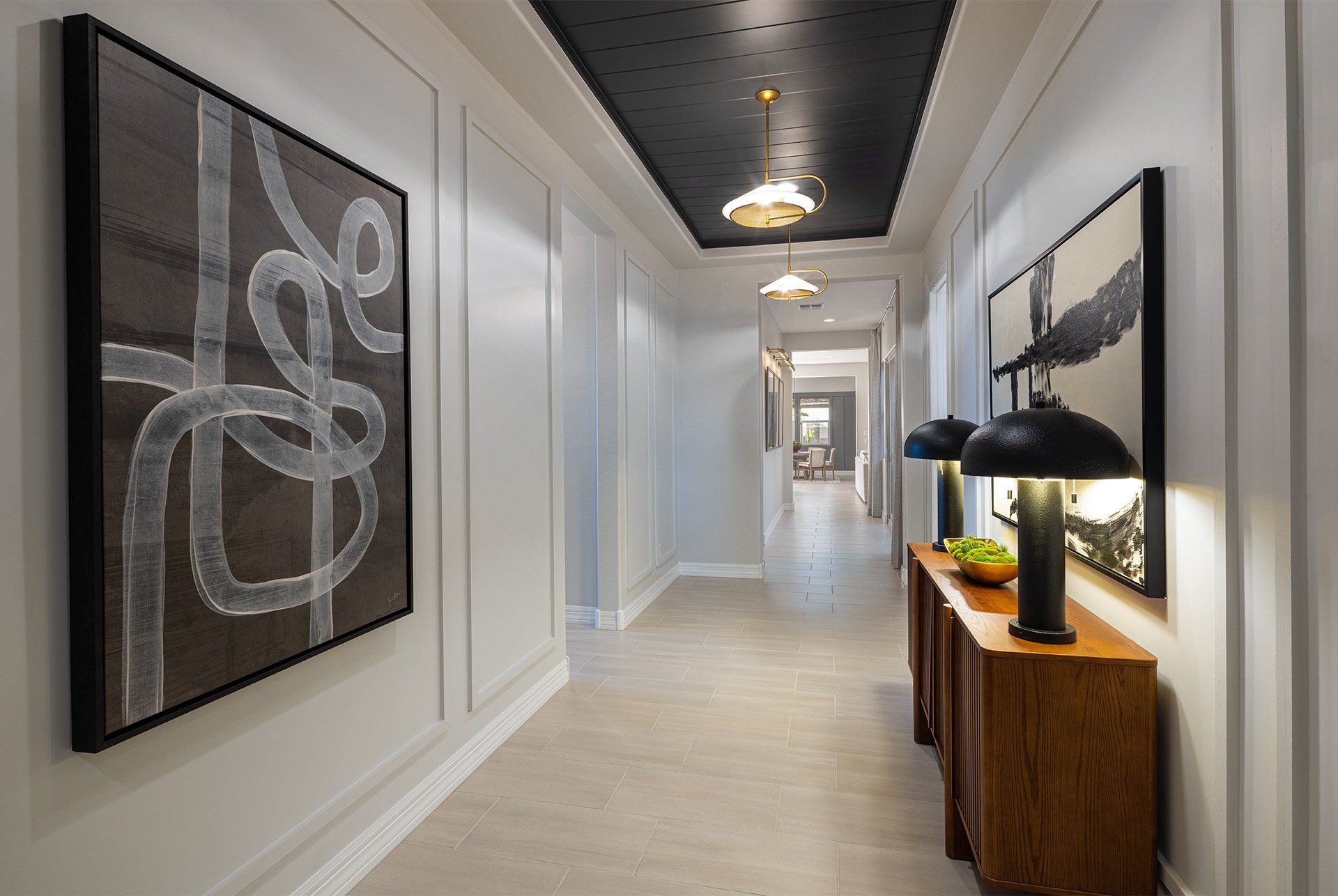 Verdin Discovery_ Poppy Enrty Hall 1920x1286