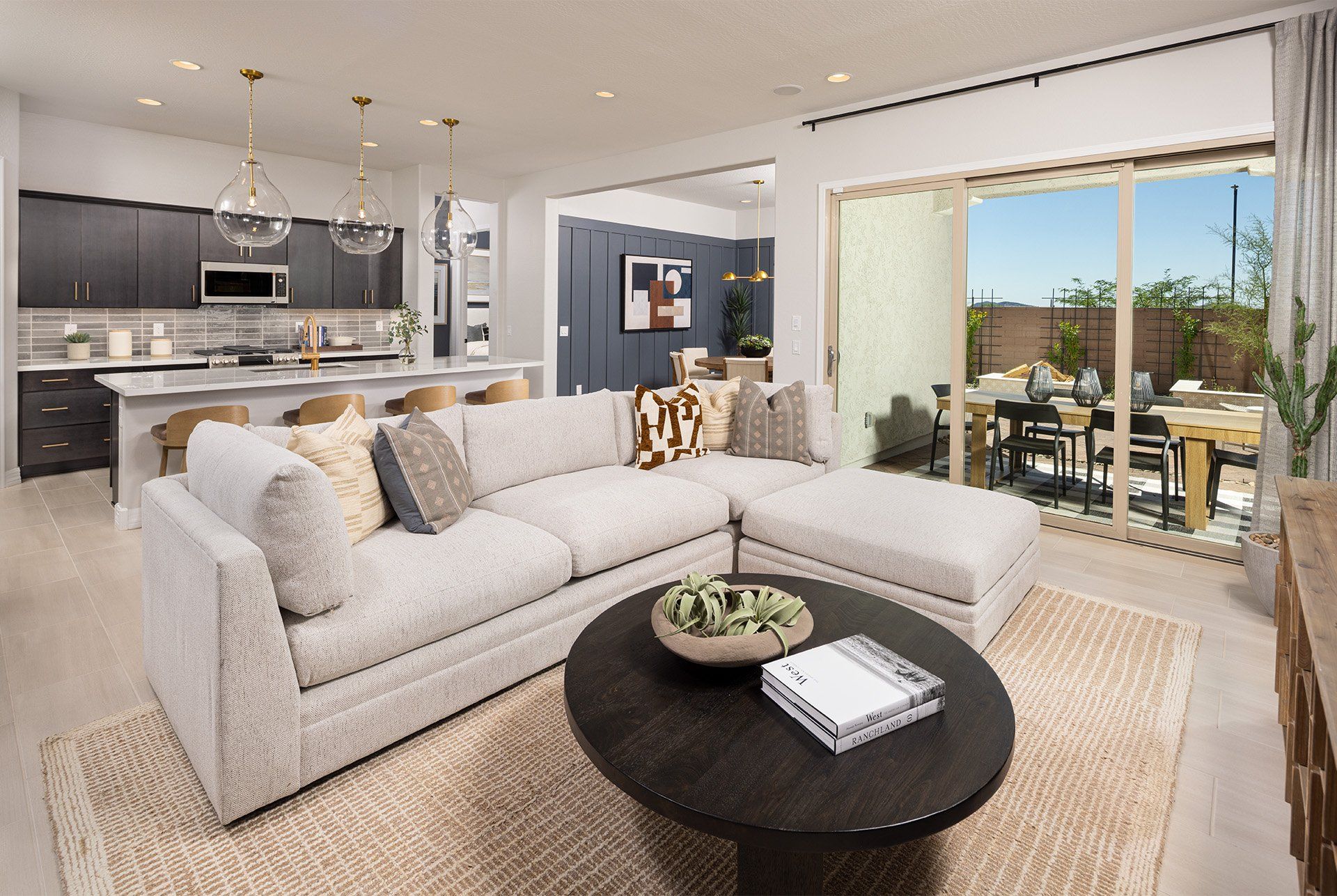 Verdin Discovery_Poppy Overall 1920x1286