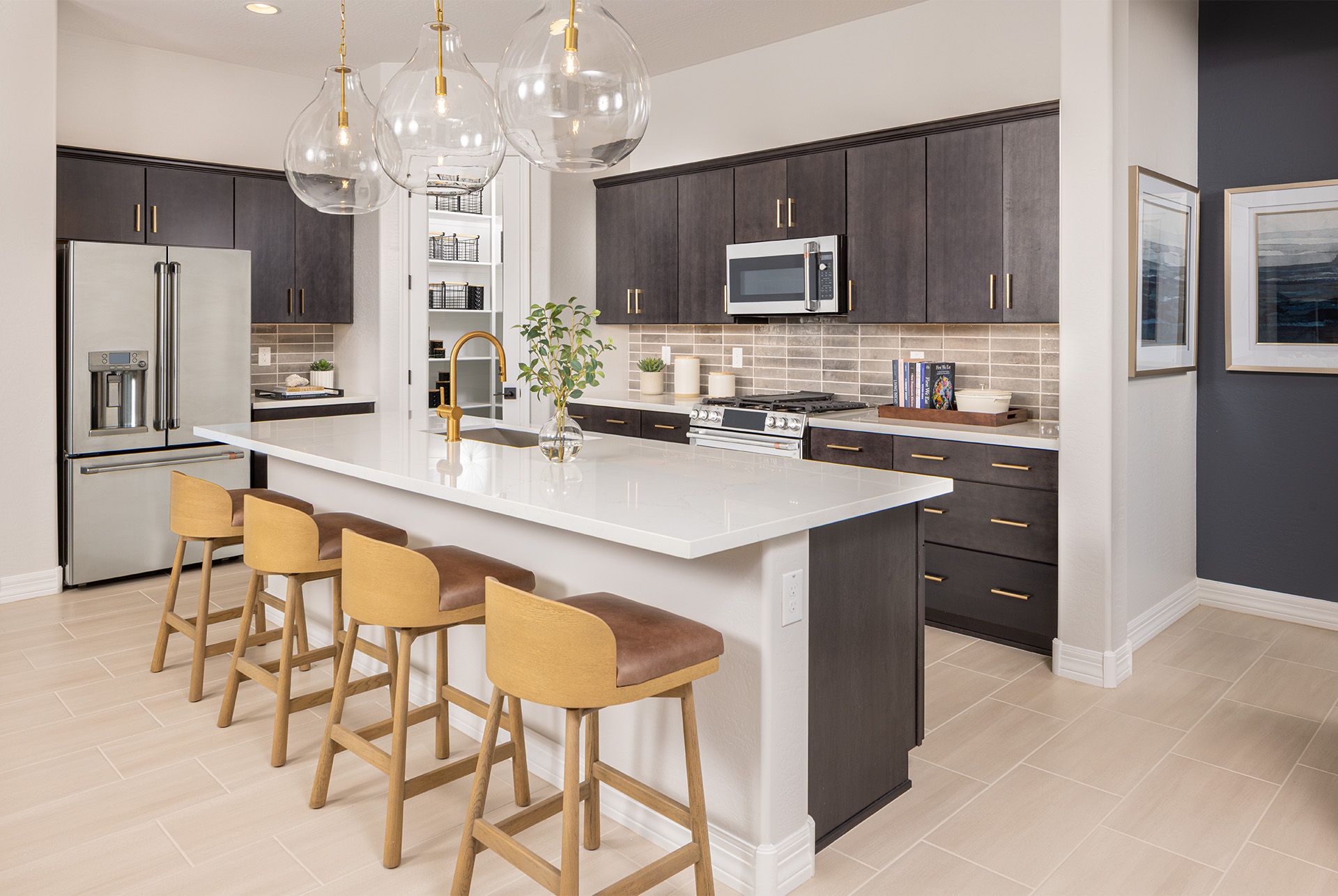 Verdin Discovery_Poppy Kitchen 1920x1286