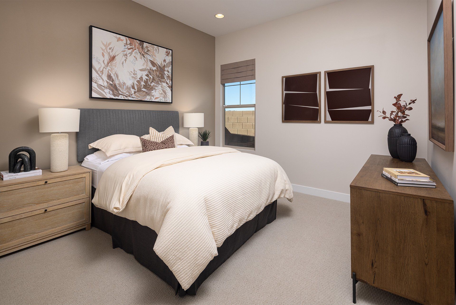 Verdin Summit_Tyndall Bed 4