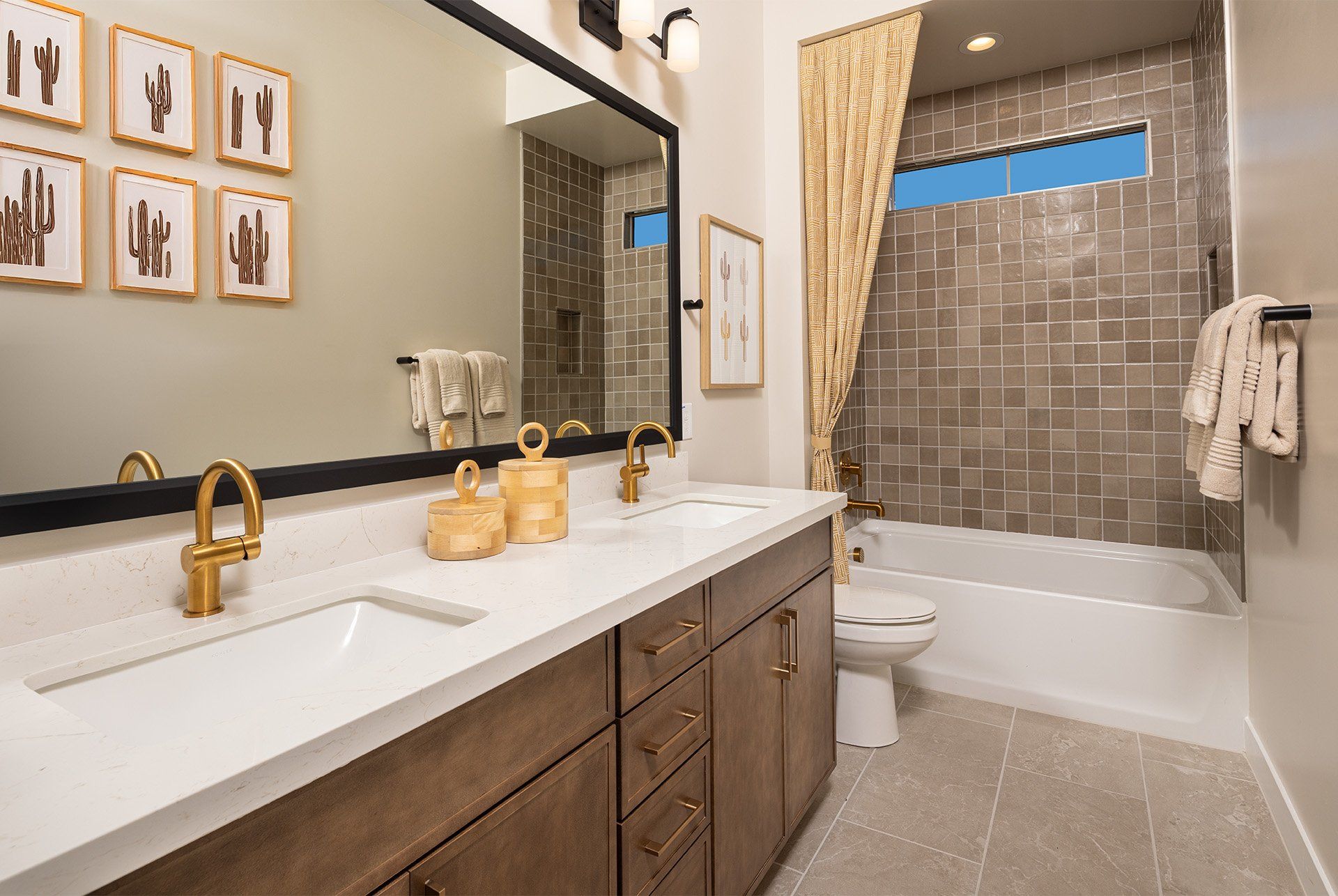 Verdin Summit_Tyndall Bath 2