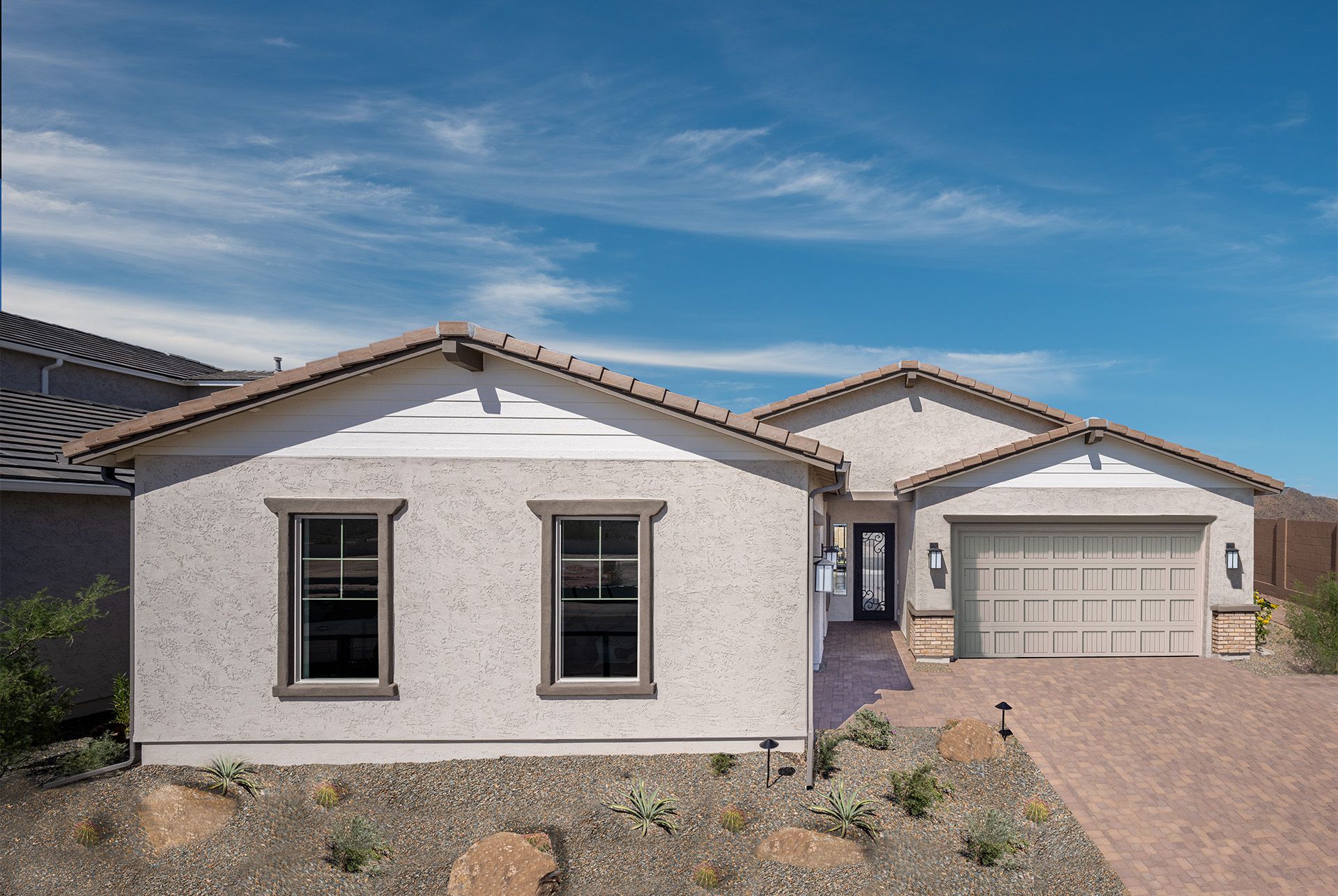 Verdin Passage_Yellowstone Front Ext