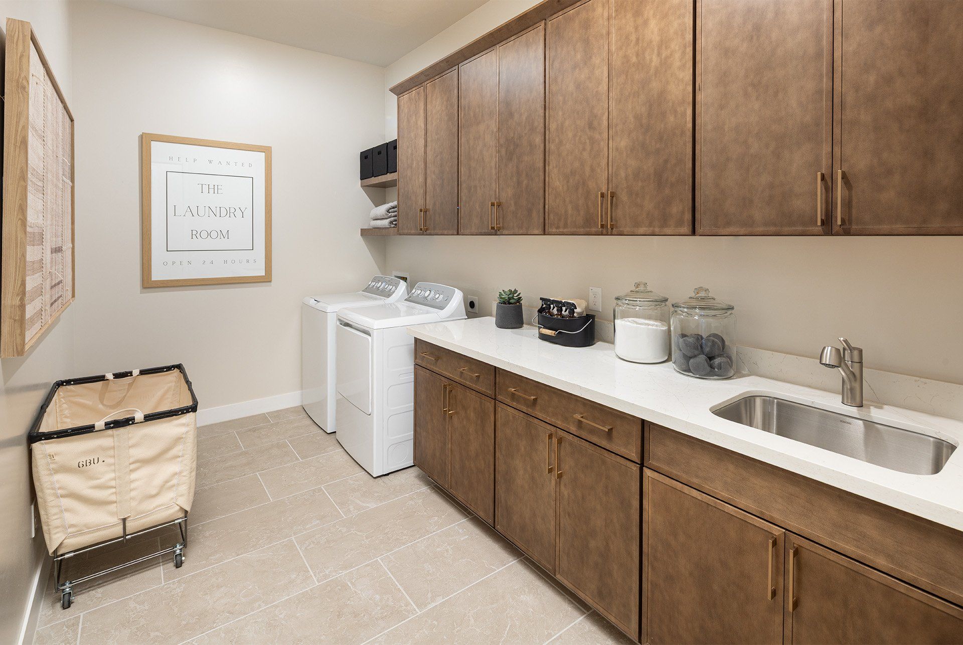 Verdin Summit_Tyndall Laundry