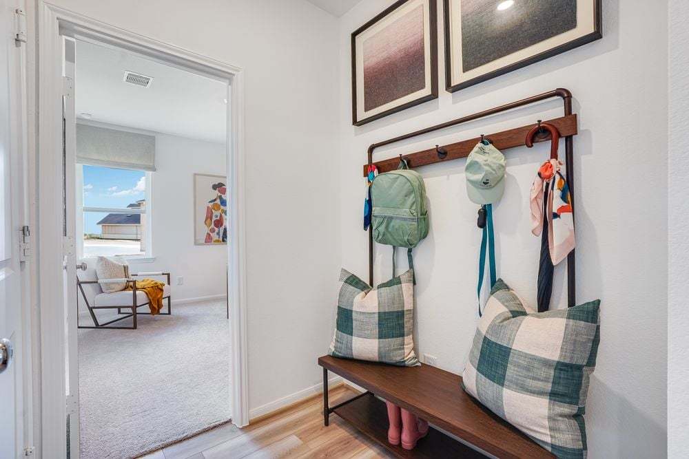 hj-tx-houston-hockley-meadows-tavern-lot-8-co...