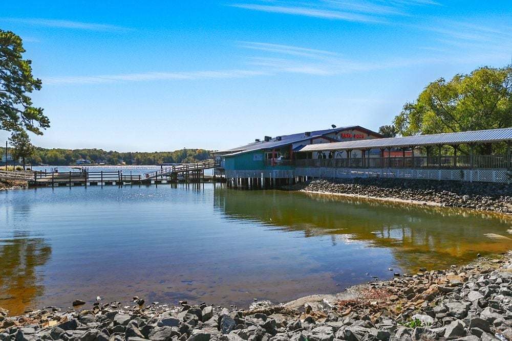 hj-nc-charlotte-the-palisades-17014-landover-...