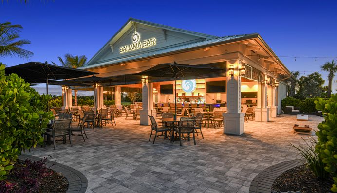 Esplanade at Azario Bahama Bar 1611.jpg