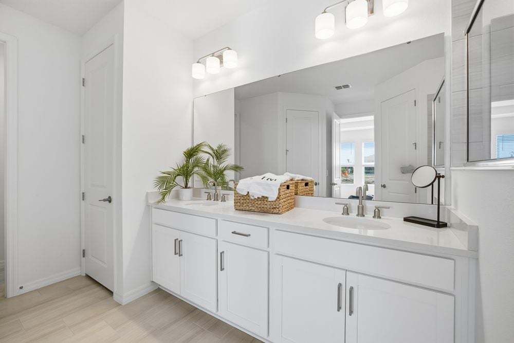 hj-fl-tampa-firethorn-saint-thomas-lot-1058-b...