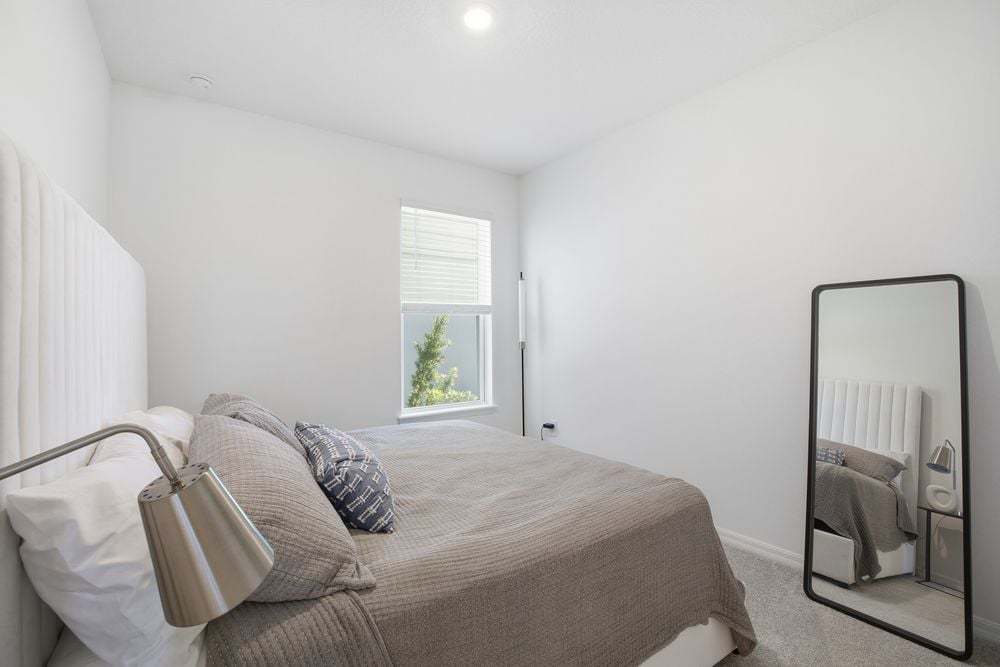 hj-fl-tampa-firethorn-saint-thomas-lot-1058-b...