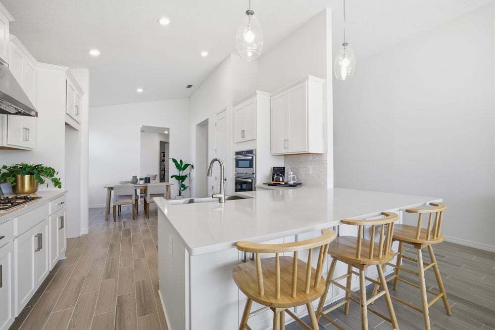 hj-fl-tampa-firethorn-saint-thomas-lot-1058-k...