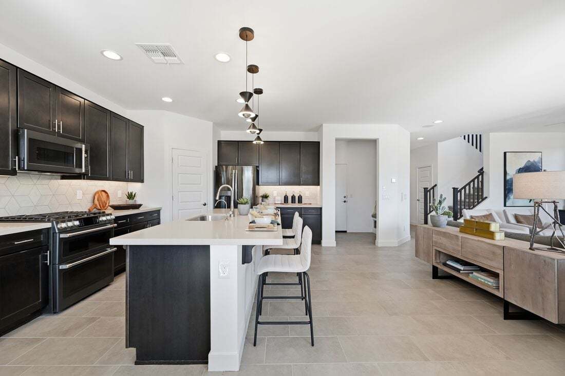 La Mira DiscoveryPaisley ModelKitchen 2