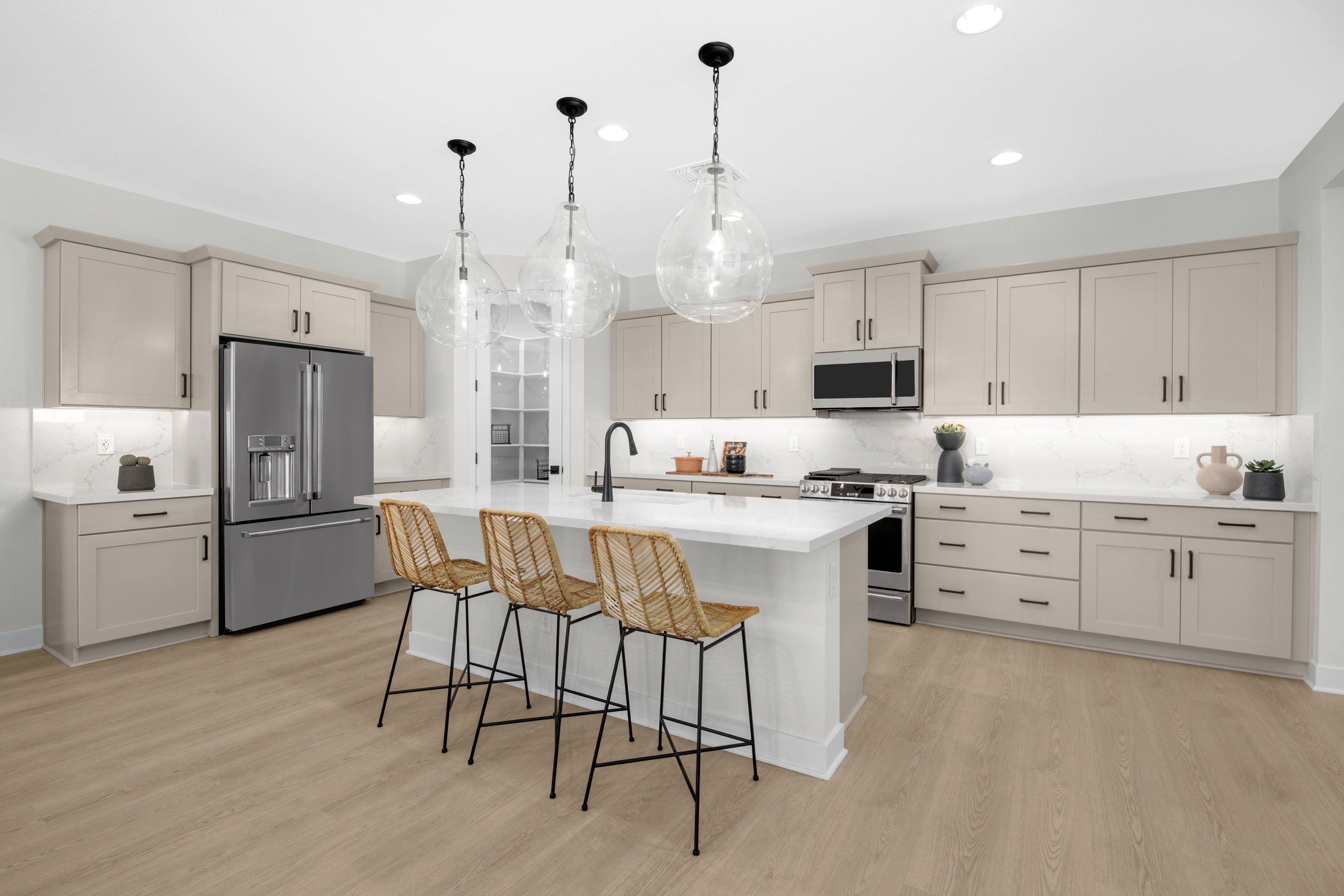 TaylorMorrison_CombsRanchJourney_Compass-Kitc...